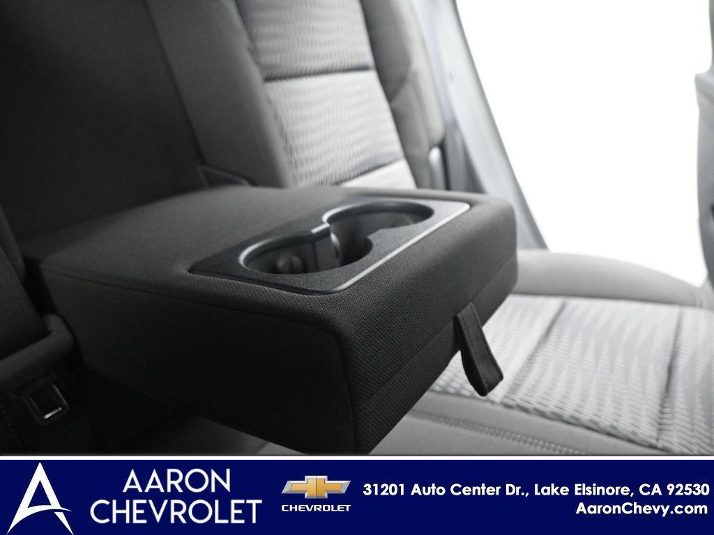 new 2026 Chevrolet Equinox car, priced at $31,185