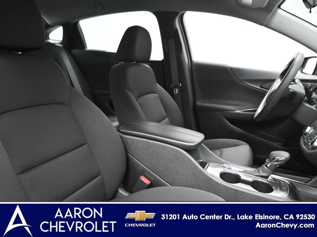 new 2024 Chevrolet Malibu car, priced at $26,645