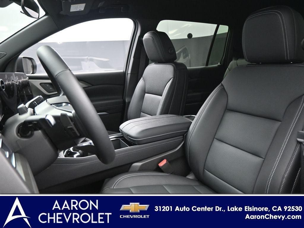 new 2025 Chevrolet Traverse car, priced at $52,915