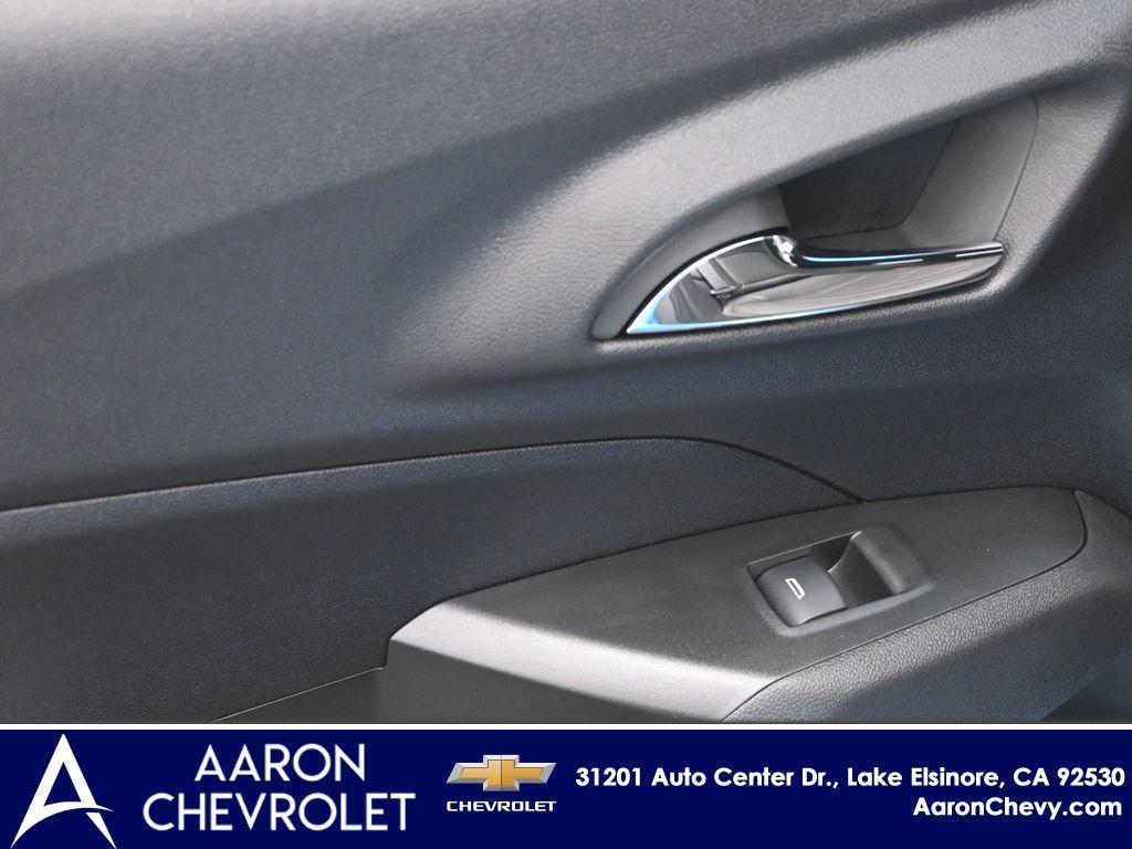 new 2026 Chevrolet Trax car, priced at $27,689