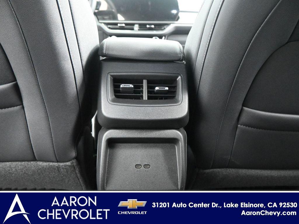 new 2025 Chevrolet Equinox EV car