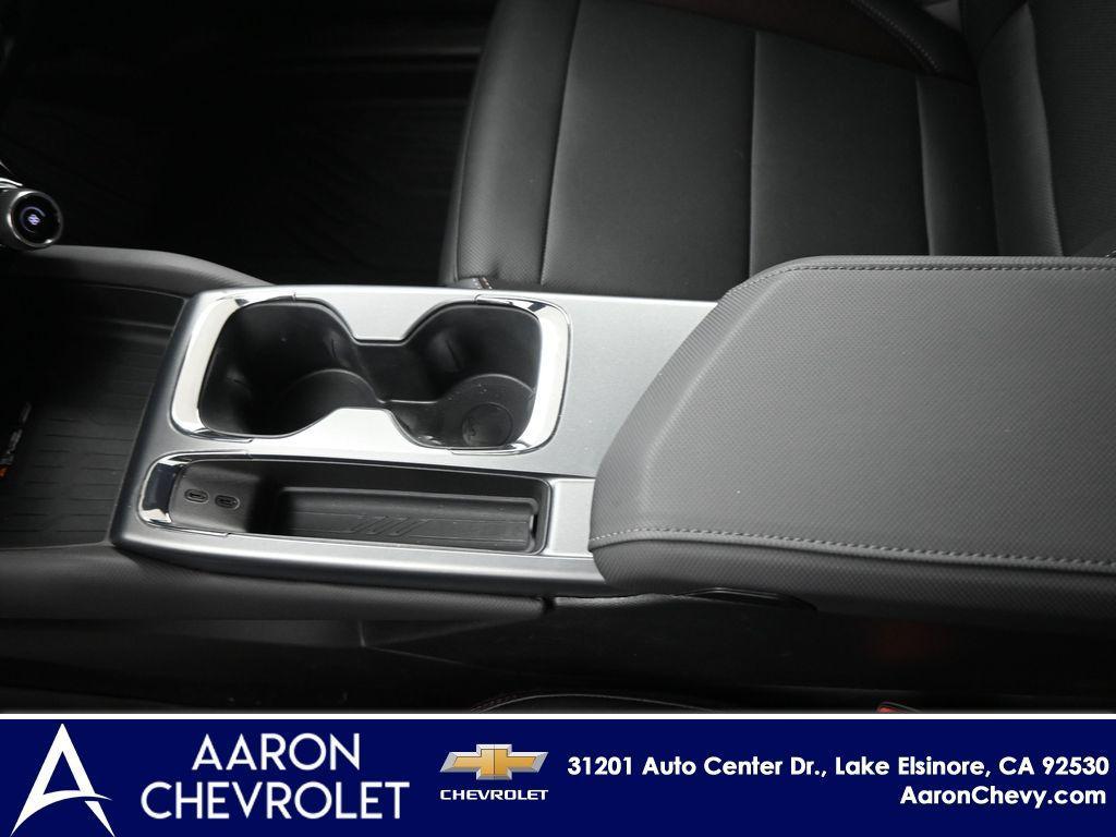 new 2025 Chevrolet Equinox EV car