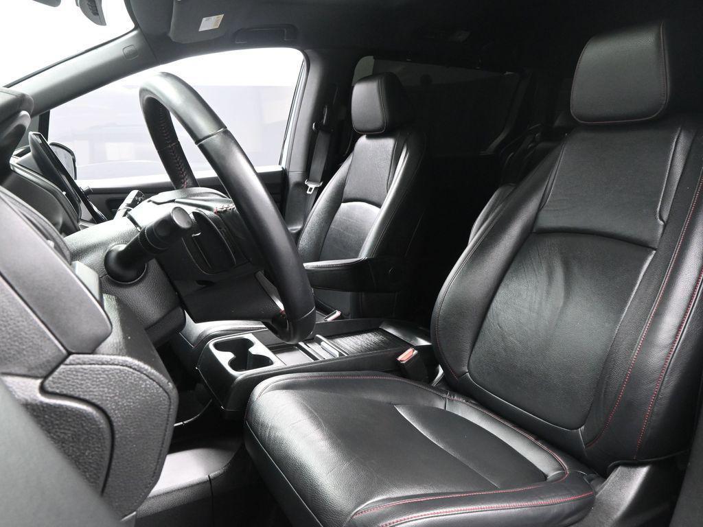 used 2023 Honda Odyssey car, priced at $32,500