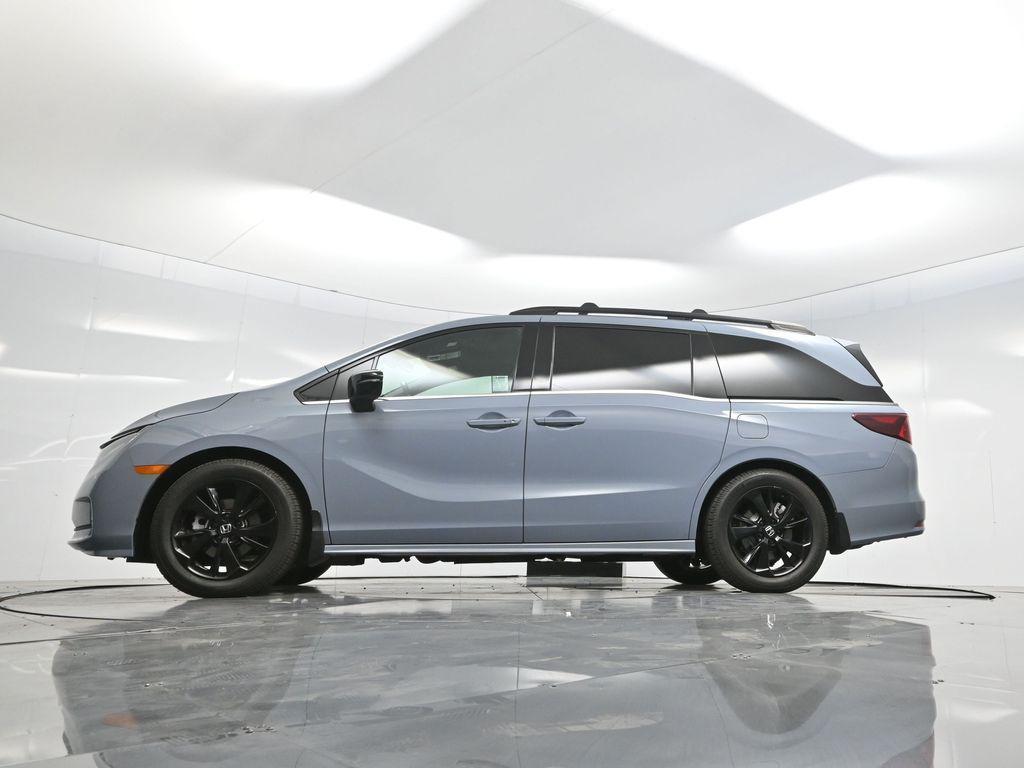 used 2023 Honda Odyssey car, priced at $32,500