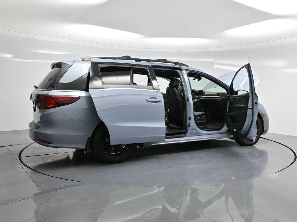 used 2023 Honda Odyssey car, priced at $32,500