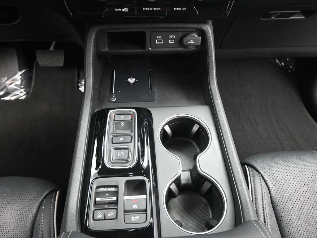 used 2024 Honda Pilot car, priced at $45,599