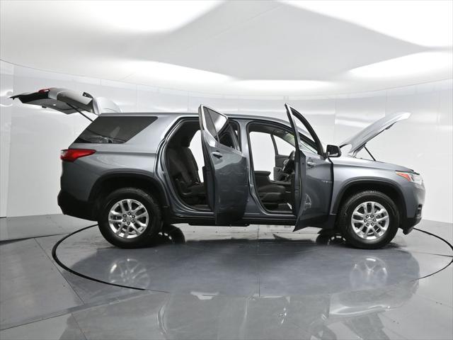 used 2021 Chevrolet Traverse car, priced at $20,699