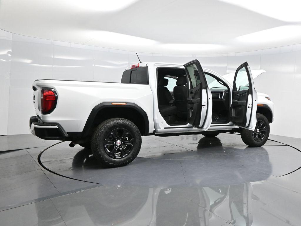 used 2024 GMC Canyon car, priced at $37,499
