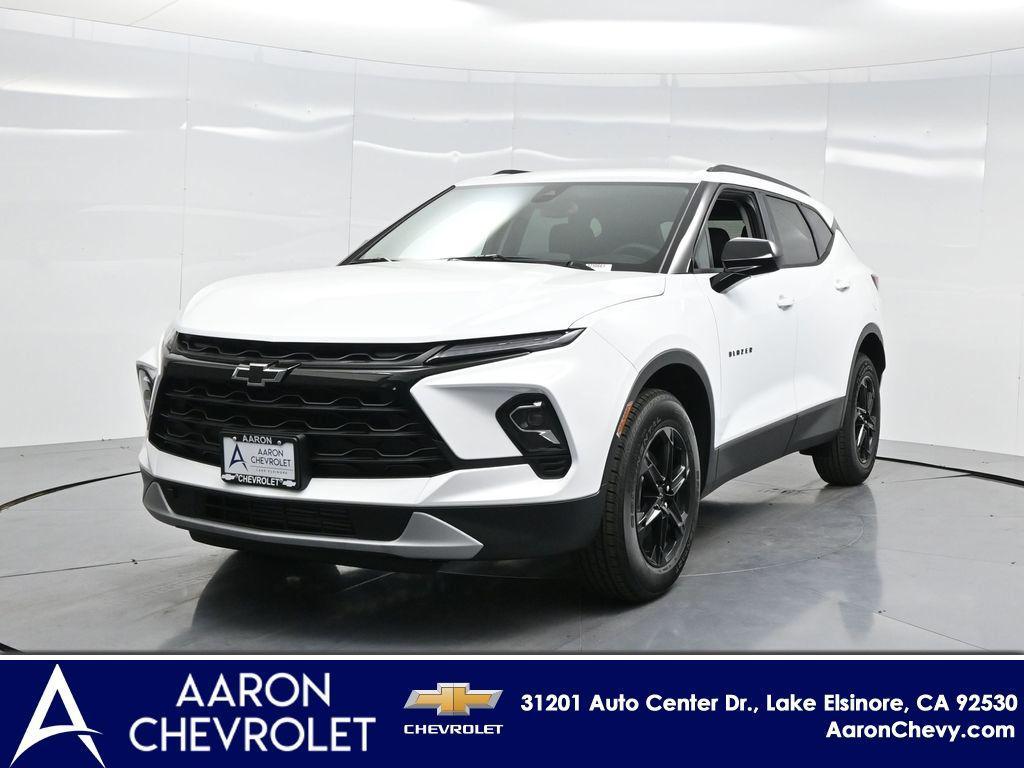 new 2025 Chevrolet Blazer car, priced at $38,304