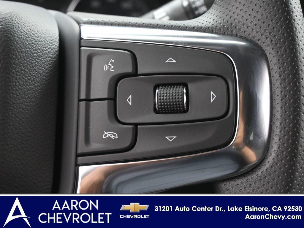 new 2025 Chevrolet Blazer car, priced at $38,304