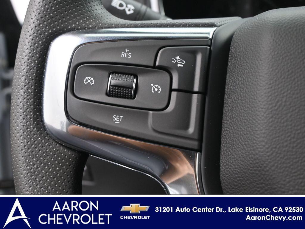 new 2025 Chevrolet Blazer car, priced at $38,304