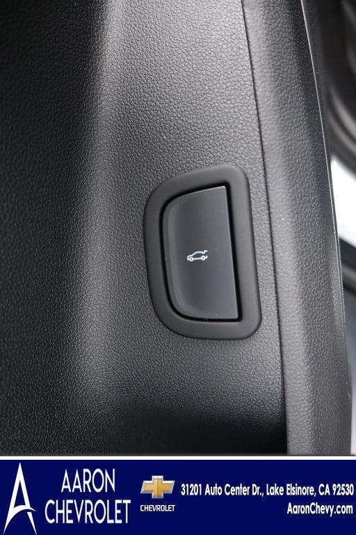 new 2025 Chevrolet Traverse car, priced at $46,394