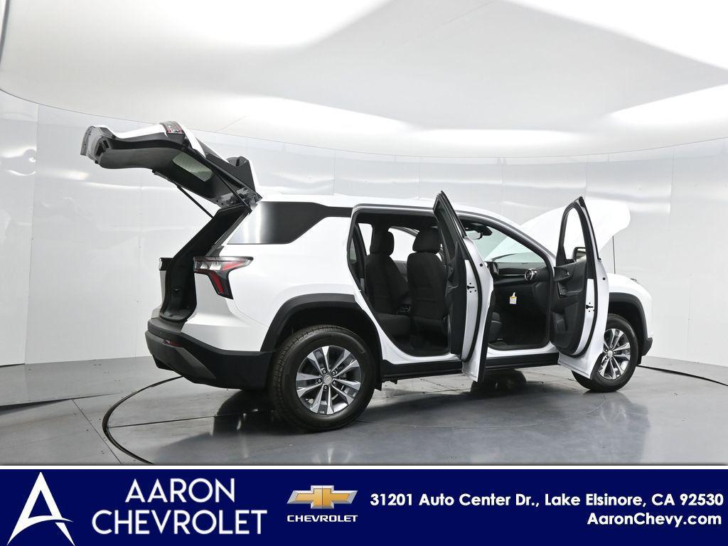 new 2026 Chevrolet Equinox car, priced at $33,544