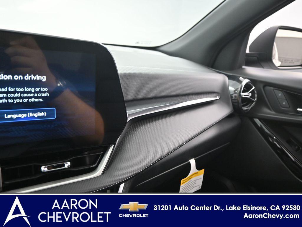 new 2026 Chevrolet Equinox car, priced at $33,544