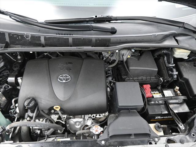 used 2018 Toyota Sienna car, priced at $21,098