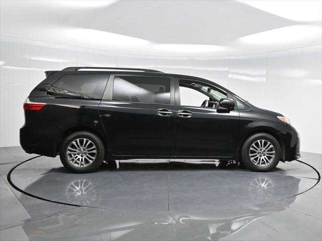 used 2018 Toyota Sienna car, priced at $21,098