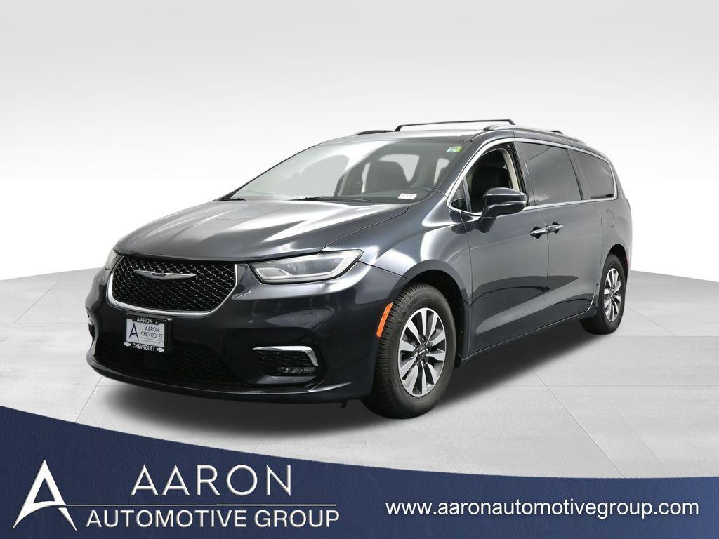 used 2021 Chrysler Pacifica car, priced at $24,000