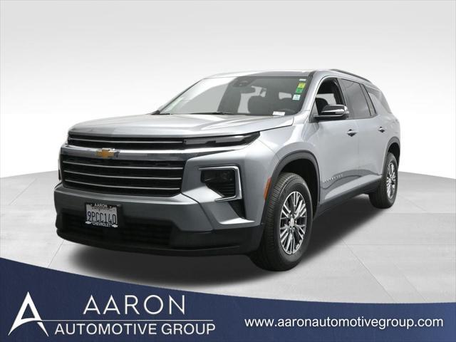 used 2025 Chevrolet Traverse car, priced at $38,076