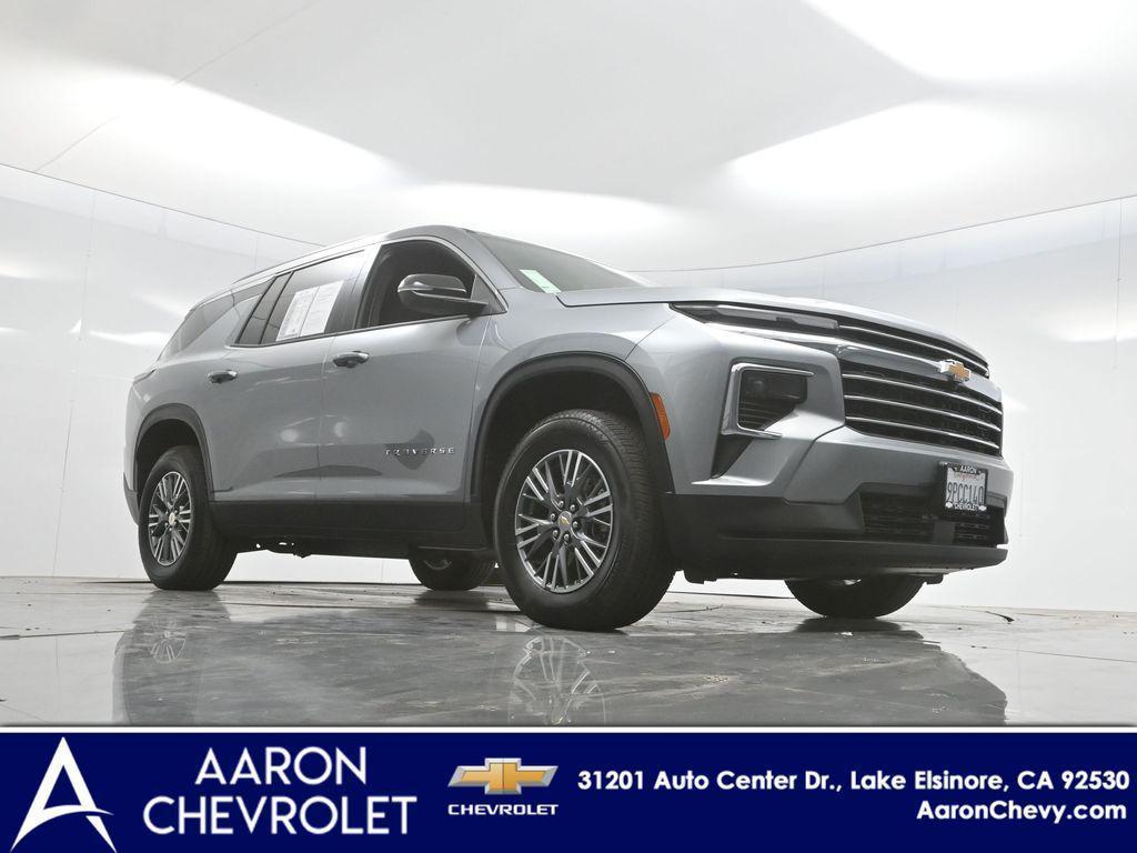 used 2025 Chevrolet Traverse car, priced at $36,699