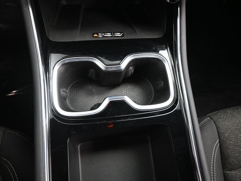 used 2025 Chevrolet Traverse car, priced at $36,699