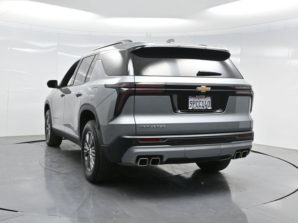 used 2025 Chevrolet Traverse car, priced at $36,699
