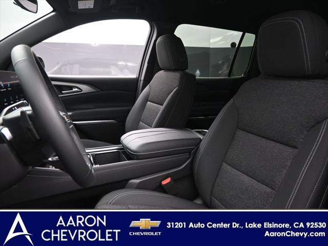 new 2025 Chevrolet Traverse car, priced at $45,195