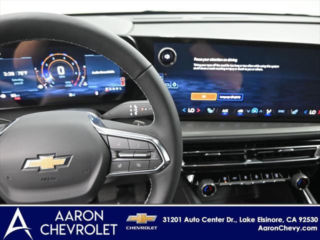 new 2025 Chevrolet Traverse car, priced at $45,195