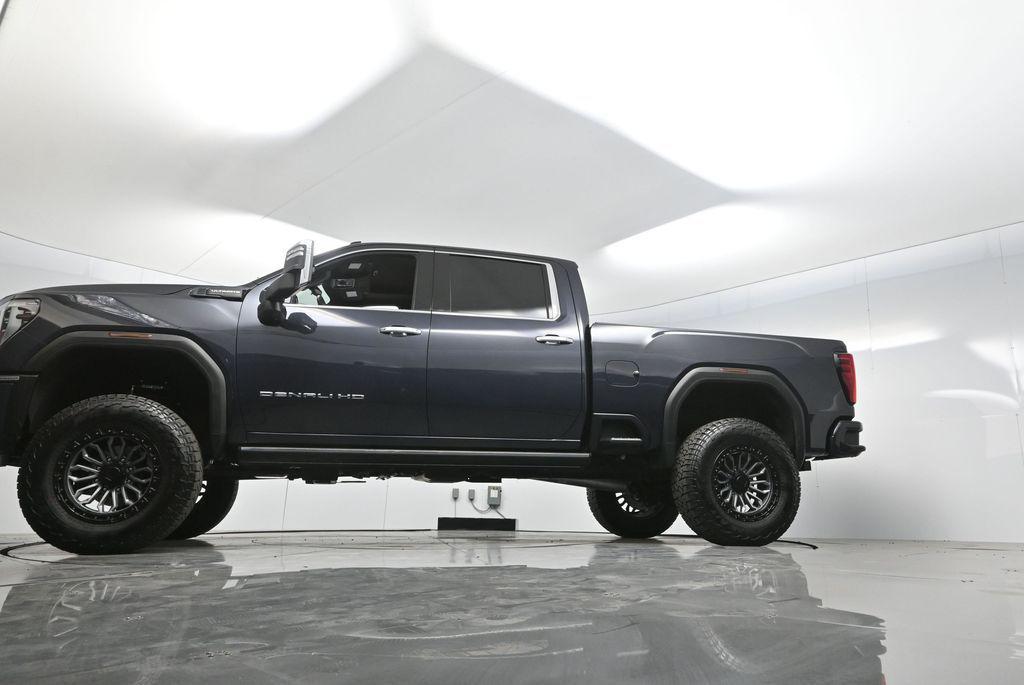 used 2024 GMC Sierra 2500 car, priced at $83,000