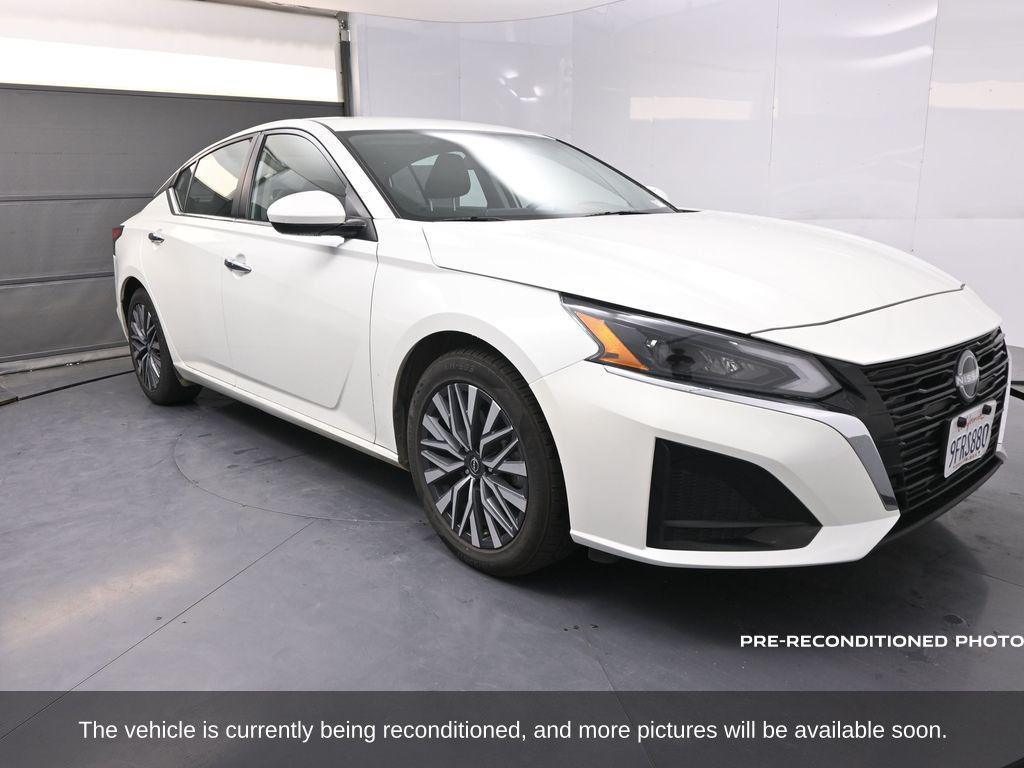 used 2023 Nissan Altima car