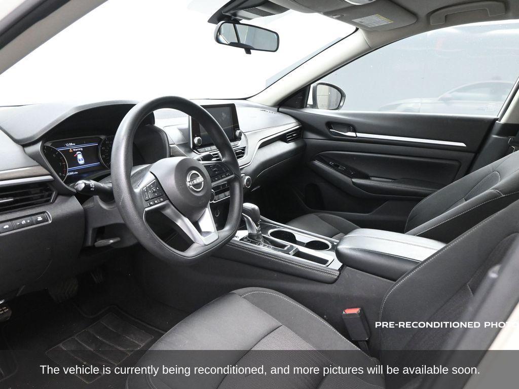 used 2023 Nissan Altima car