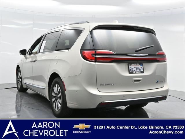 used 2021 Chrysler Pacifica Hybrid car, priced at $28,999