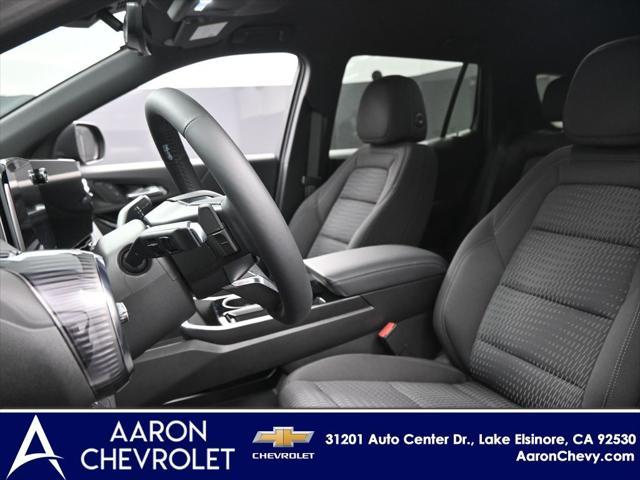 new 2025 Chevrolet Equinox car, priced at $32,180