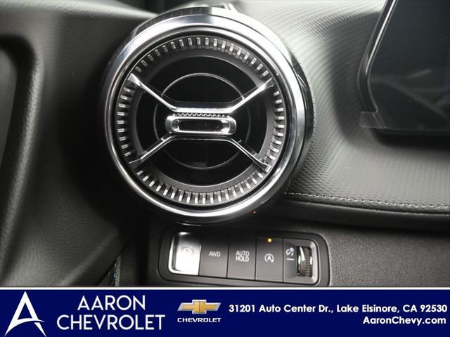 new 2025 Chevrolet Equinox car, priced at $32,180