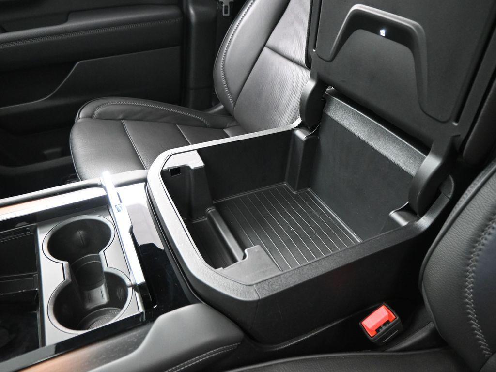 used 2025 GMC Yukon XL car, priced at $82,999
