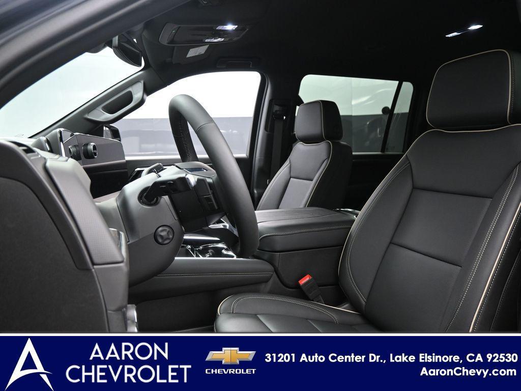 new 2025 Chevrolet Suburban car, priced at $82,595