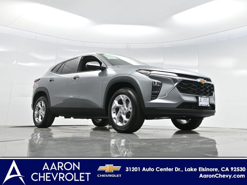 new 2026 Chevrolet Trax car, priced at $25,064