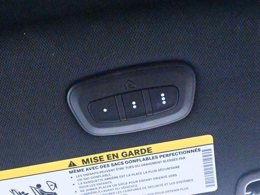 used 2021 Chrysler Pacifica Hybrid car, priced at $29,500