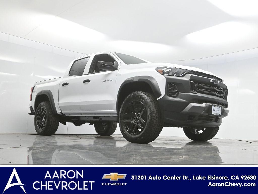 new 2025 Chevrolet Colorado car, priced at $45,203