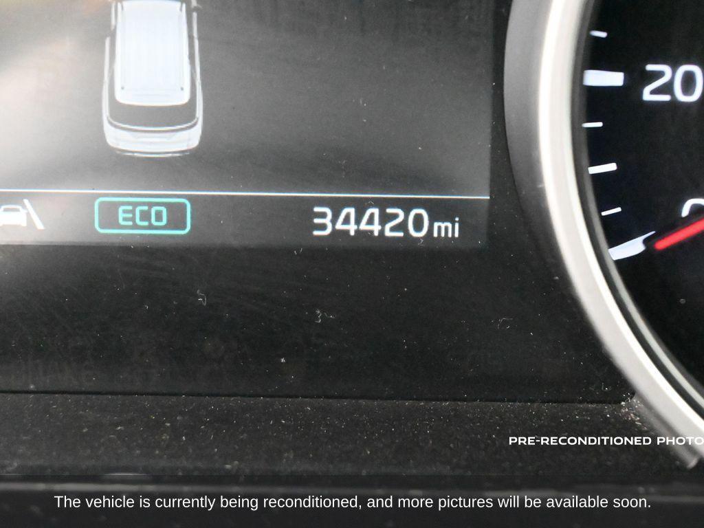 used 2024 Kia Carnival car, priced at $33,500