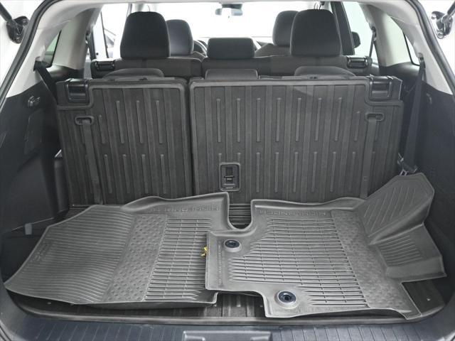 used 2023 Toyota Highlander car, priced at $31,499