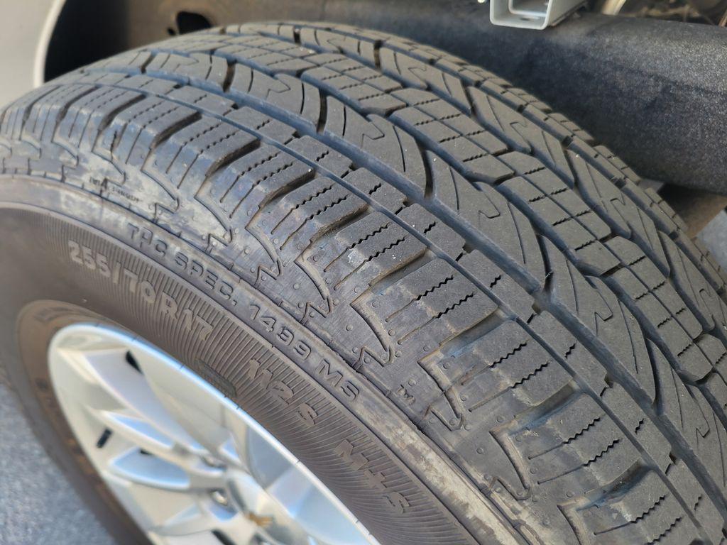 used 2024 Chevrolet Silverado 1500 car, priced at $25,250