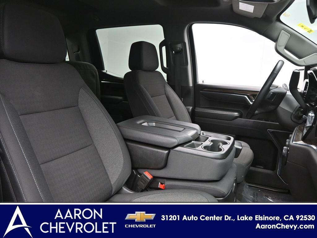 new 2024 Chevrolet Silverado 1500 car, priced at $49,995