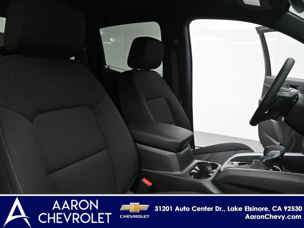 new 2025 Chevrolet Colorado car, priced at $36,500