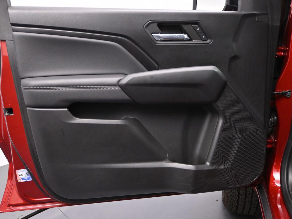 used 2024 GMC Canyon car, priced at $34,500