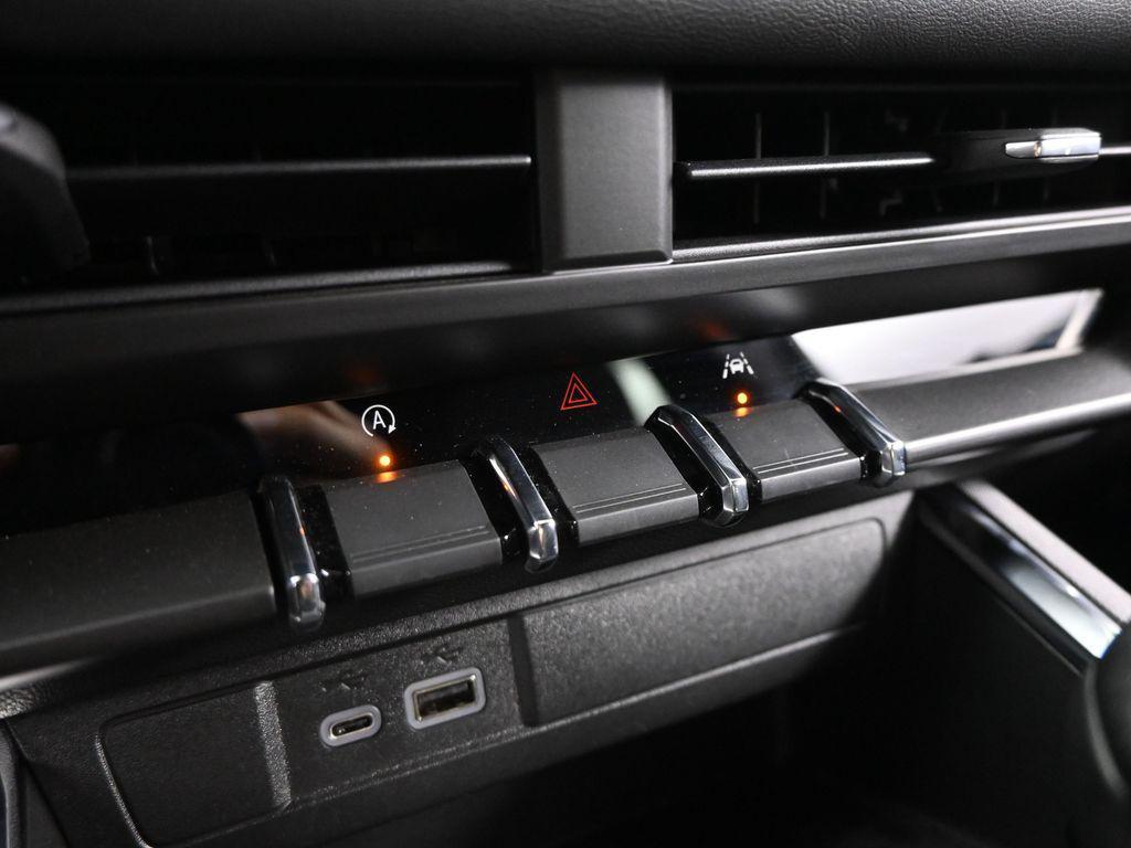 used 2024 GMC Canyon car, priced at $34,500