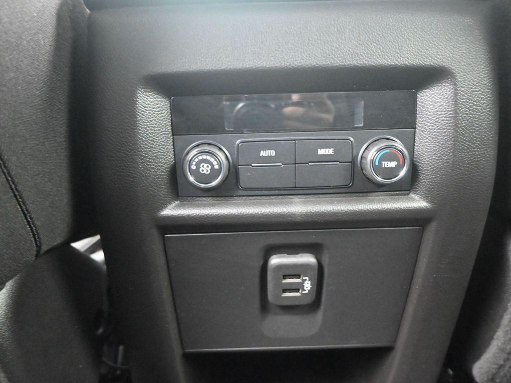 used 2022 Chevrolet Traverse car, priced at $30,236