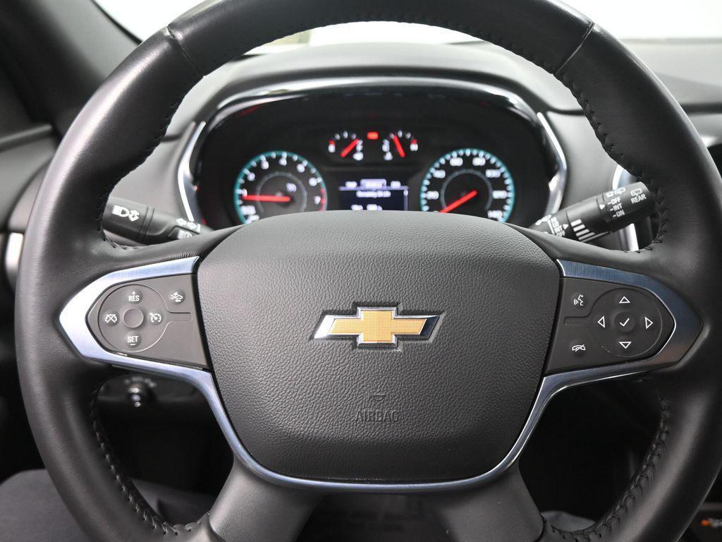 used 2022 Chevrolet Traverse car, priced at $30,236