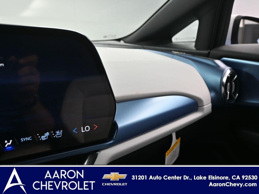 new 2025 Chevrolet Equinox EV car, priced at $43,540