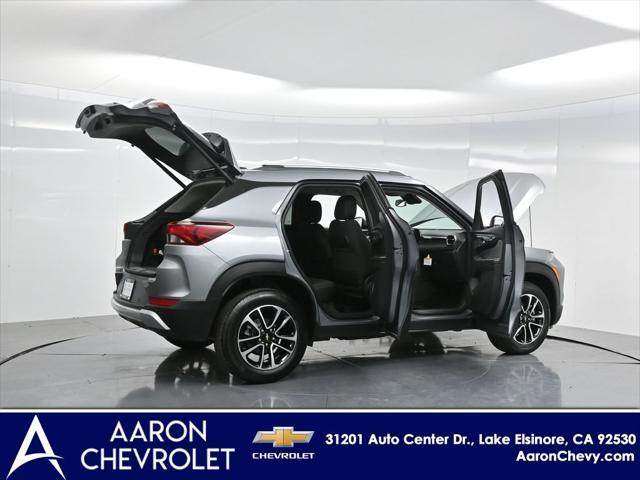 new 2025 Chevrolet TrailBlazer car, priced at $31,075