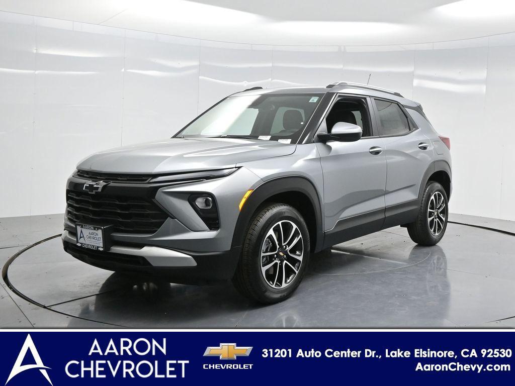 new 2025 Chevrolet TrailBlazer car, priced at $25,325